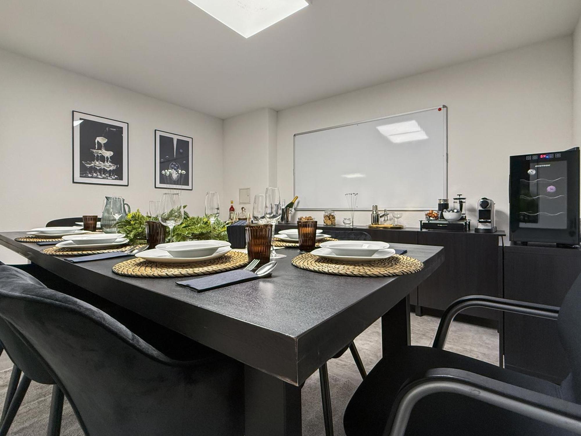 Group Friendly Comfort Central Stuttgart Apartment Exterior foto