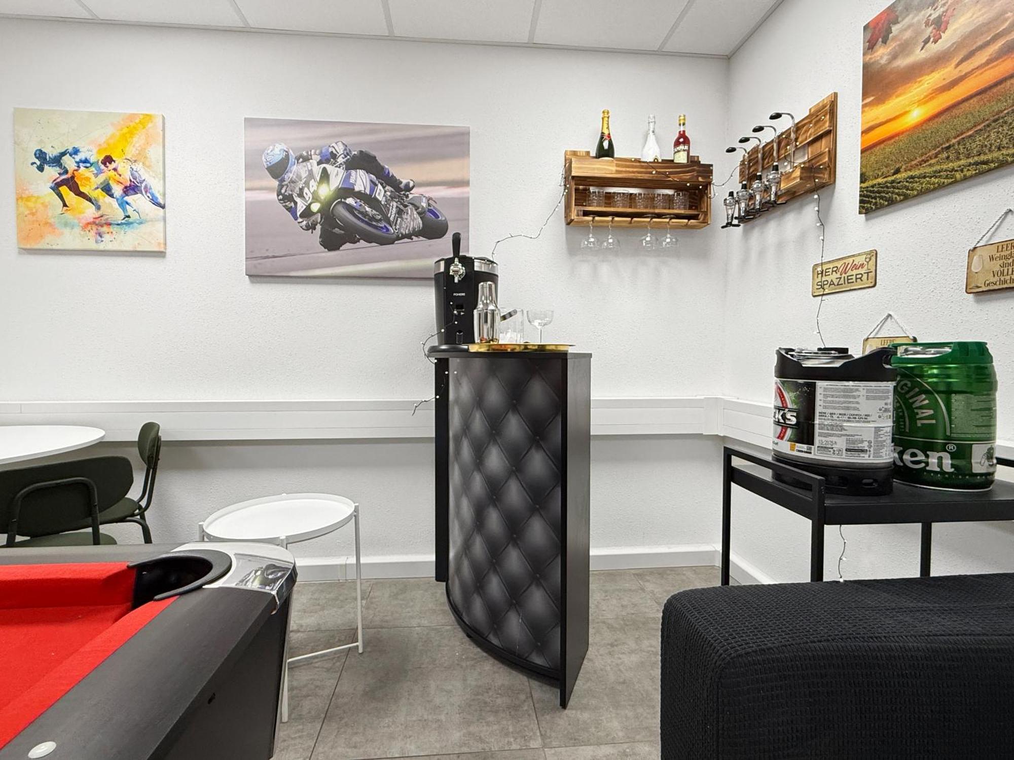 Group Friendly Comfort Central Stuttgart Apartment Exterior foto